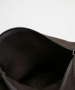 AERE Organic Canvas Pouch Set Charcoal -Men's Travel and Luggage http3A2F2Fstatic.theiconic.com .au2Fp2Faere 2664 9595721 3