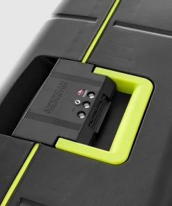 American Tourister Trigard Spinner 66/24 Black -Men's Travel and Luggage http3A2F2Fstatic.theiconic.com .au2Fp2Famerican tourister 1052 152049 4