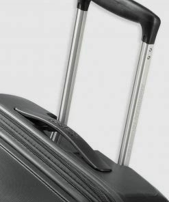 American Tourister Sunside Spinner 55/20 Expandable Black -Men's Travel and Luggage http3A2F2Fstatic.theiconic.com .au2Fp2Famerican tourister 1667 374497 5