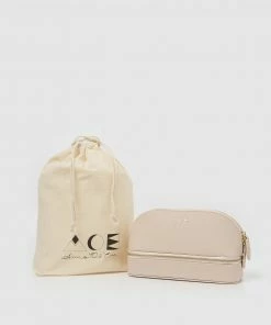 Arms Of Eve Monroe Jewellery and Cosmetic Travel Bag Blush -Men's Travel and Luggage http3A2F2Fstatic.theiconic.com .au2Fp2Farms of eve 5118 6077441 5