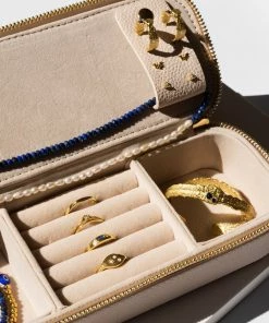 Arms Of Eve Monroe Jewellery and Cosmetic Travel Bag Burgundy -Men's Travel and Luggage http3A2F2Fstatic.theiconic.com .au2Fp2Farms of eve 5165 5077441 5