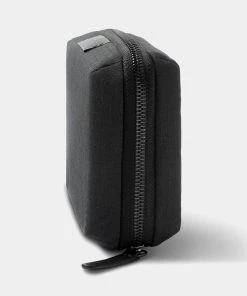 Bellroy Tech Kit Compact Midnight -Men's Travel and Luggage http3A2F2Fstatic.theiconic.com .au2Fp2Fbellroy 0781 3633611 2