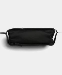 Bellroy Sling Mini Melbourne Black -Men's Travel and Luggage http3A2F2Fstatic.theiconic.com .au2Fp2Fbellroy 1376 9250121 6