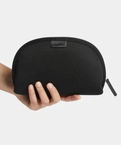 Bellroy Classic Pouch Melbourne Black -Men's Travel and Luggage http3A2F2Fstatic.theiconic.com .au2Fp2Fbellroy 2269 3742121 7