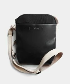 Bellroy City Pouch Premium Black Sand -Men's Travel and Luggage http3A2F2Fstatic.theiconic.com .au2Fp2Fbellroy 2859 9693411 3