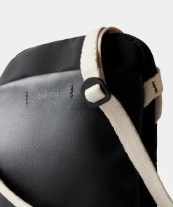 Bellroy City Pouch Premium Black Sand -Men's Travel and Luggage http3A2F2Fstatic.theiconic.com .au2Fp2Fbellroy 2866 9693411 6