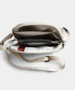 Bellroy City Pouch Premium Lichen Grey -Men's Travel and Luggage http3A2F2Fstatic.theiconic.com .au2Fp2Fbellroy 2901 6793411 4