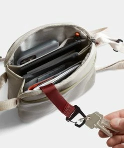 Bellroy City Pouch Premium Lichen Grey -Men's Travel and Luggage http3A2F2Fstatic.theiconic.com .au2Fp2Fbellroy 2903 6793411 5