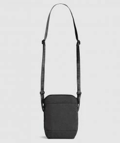 Bellroy City Pouch Black -Men's Travel and Luggage http3A2F2Fstatic.theiconic.com .au2Fp2Fbellroy 3134 5484211 3