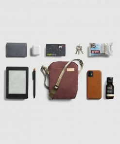 Bellroy City Pouch Red -Men's Travel and Luggage http3A2F2Fstatic.theiconic.com .au2Fp2Fbellroy 3195 6484211 8