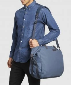 Bellroy Weekender Marine Blue -Men's Travel and Luggage http3A2F2Fstatic.theiconic.com .au2Fp2Fbellroy 3627 4169901 5