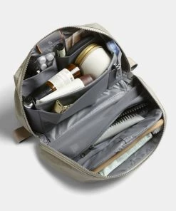 Bellroy Toiletry Kit Plus Lunar -Men's Travel and Luggage http3A2F2Fstatic.theiconic.com .au2Fp2Fbellroy 3910 9744421 3