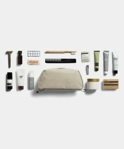 Bellroy Toiletry Kit Plus Lunar -Men's Travel and Luggage http3A2F2Fstatic.theiconic.com .au2Fp2Fbellroy 3922 9744421 8