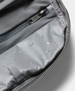 Bellroy Toiletry Kit Plus Charcoal -Men's Travel and Luggage http3A2F2Fstatic.theiconic.com .au2Fp2Fbellroy 3980 6744421 6