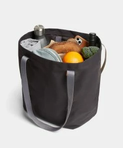 Bellroy Market Tote Black -Men's Travel and Luggage http3A2F2Fstatic.theiconic.com .au2Fp2Fbellroy 4165 7220031 5