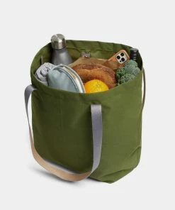 Bellroy Market Tote Ranger Green -Men's Travel and Luggage http3A2F2Fstatic.theiconic.com .au2Fp2Fbellroy 4210 6220031 5