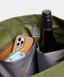 Bellroy Market Tote Ranger Green -Men's Travel and Luggage http3A2F2Fstatic.theiconic.com .au2Fp2Fbellroy 4213 6220031 6