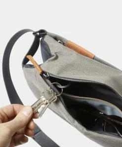 Bellroy Sling Limestone -Men's Travel and Luggage http3A2F2Fstatic.theiconic.com .au2Fp2Fbellroy 4774 5897811 4