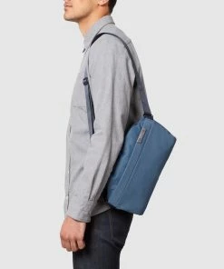 Bellroy Sling Marine Blue -Men's Travel and Luggage http3A2F2Fstatic.theiconic.com .au2Fp2Fbellroy 5291 2315901 4