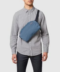 Bellroy Sling Marine Blue -Men's Travel and Luggage http3A2F2Fstatic.theiconic.com .au2Fp2Fbellroy 5293 2315901 5