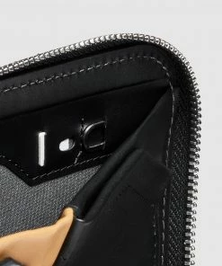 Bellroy Zip Wallet Black -Men's Travel and Luggage http3A2F2Fstatic.theiconic.com .au2Fp2Fbellroy 5395 8254701 6