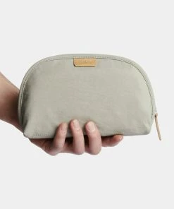 Bellroy Classic Pouch Lunar -Men's Travel and Luggage http3A2F2Fstatic.theiconic.com .au2Fp2Fbellroy 5421 8677511 8