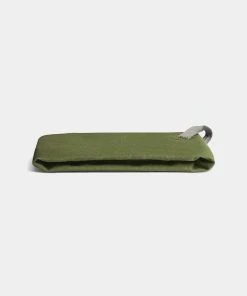 Bellroy Desk pouch Ranger Green -Men's Travel and Luggage http3A2F2Fstatic.theiconic.com .au2Fp2Fbellroy 5921 3501331 4