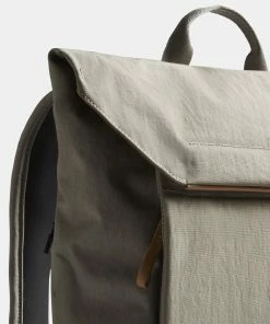 Bellroy Melbourne Backpack Lunar -Men's Travel and Luggage http3A2F2Fstatic.theiconic.com .au2Fp2Fbellroy 6415 8656121 3