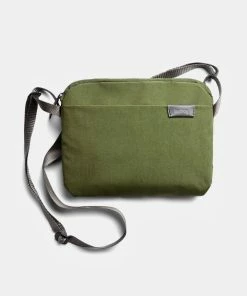 Bellroy City Pouch Plus Ranger Green