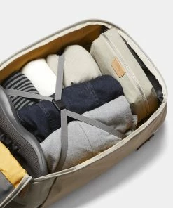 Bellroy Transit Backpack Lunar -Men's Travel and Luggage http3A2F2Fstatic.theiconic.com .au2Fp2Fbellroy 6717 6677511 5