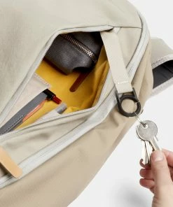 Bellroy Transit Backpack Lunar -Men's Travel and Luggage http3A2F2Fstatic.theiconic.com .au2Fp2Fbellroy 6723 6677511 7