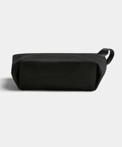 Bellroy Standing Pouch Plus Melbourne Black -Men's Travel and Luggage http3A2F2Fstatic.theiconic.com .au2Fp2Fbellroy 7301 3726121 5