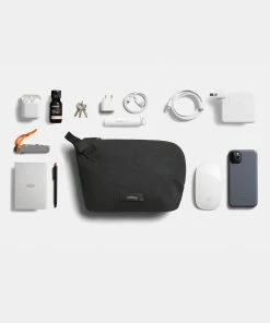 Bellroy Desk pouch Black -Men's Travel and Luggage http3A2F2Fstatic.theiconic.com .au2Fp2Fbellroy 7311 7236121 8