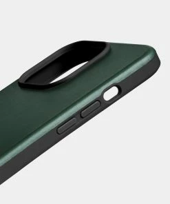 Bellroy Phone Case - 0 card i13 Pro Max Racing Green -Men's Travel and Luggage http3A2F2Fstatic.theiconic.com .au2Fp2Fbellroy 7417 6650341 5