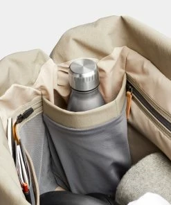 Bellroy Weekender Plus Lunar -Men's Travel and Luggage http3A2F2Fstatic.theiconic.com .au2Fp2Fbellroy 7623 8744421 5