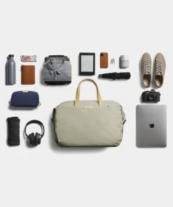 Bellroy Weekender Plus Lunar -Men's Travel and Luggage http3A2F2Fstatic.theiconic.com .au2Fp2Fbellroy 7631 8744421 8
