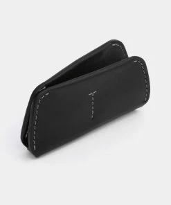 Bellroy Key Cover (Second Edition) Black -Men's Travel and Luggage http3A2F2Fstatic.theiconic.com .au2Fp2Fbellroy 8582 2555111 7