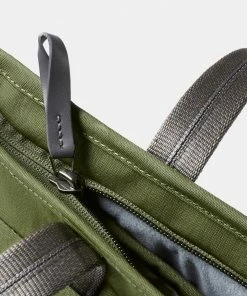 Bellroy Tokyo Tote Compact Ranger Green -Men's Travel and Luggage http3A2F2Fstatic.theiconic.com .au2Fp2Fbellroy 9103 1751331 7