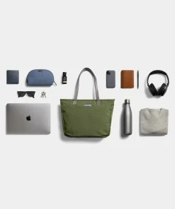 Bellroy Tokyo Tote Compact Ranger Green -Men's Travel and Luggage http3A2F2Fstatic.theiconic.com .au2Fp2Fbellroy 9105 1751331 8