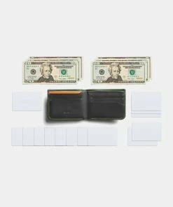 Bellroy Hide & Seek LO Ranger Green -Men's Travel and Luggage http3A2F2Fstatic.theiconic.com .au2Fp2Fbellroy 9269 2751331 7