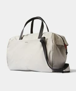 Bellroy Lite Duffel Chalk