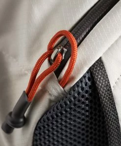 Bellroy Lite Daypack Chalk -Men's Travel and Luggage http3A2F2Fstatic.theiconic.com .au2Fp2Fbellroy 9526 6828441 7