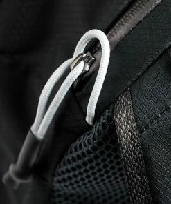 Bellroy Lite Daypack Shadow -Men's Travel and Luggage http3A2F2Fstatic.theiconic.com .au2Fp2Fbellroy 9660 7828441 7