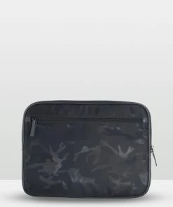 Cobb & Co Lance Laptop Sleeve NAVY