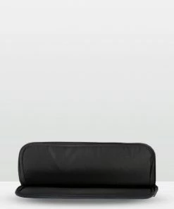 Cobb & Co Lance Laptop Sleeve NAVY -Men's Travel and Luggage http3A2F2Fstatic.theiconic.com .au2Fp2Fcobb co 0326 666288 4