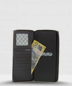 Cobb & Co Claude RFID Travel Wallet BLACK -Men's Travel and Luggage http3A2F2Fstatic.theiconic.com .au2Fp2Fcobb co 5231 605009 4