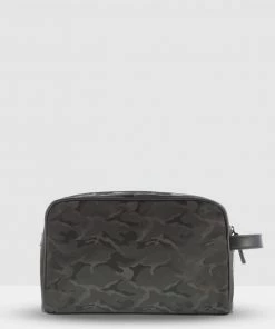 Cobb & Co Major Shaving Kit KHAKI -Men's Travel and Luggage http3A2F2Fstatic.theiconic.com .au2Fp2Fcobb co 6691 886688 3