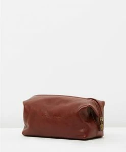 Republic of Florence The Uno Dopp Kit Brown
