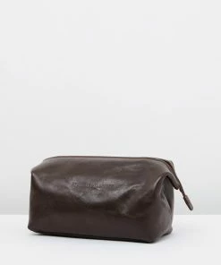 Republic of Florence The Uno Dopp Kit Chocolate