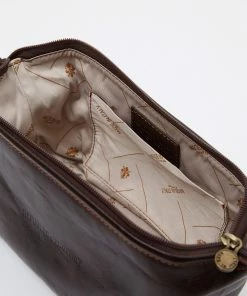 Republic of Florence The Uno Dopp Kit Chocolate -Men's Travel and Luggage http3A2F2Fstatic.theiconic.com .au2Fp2Fetrusco classic 3213 913445 4